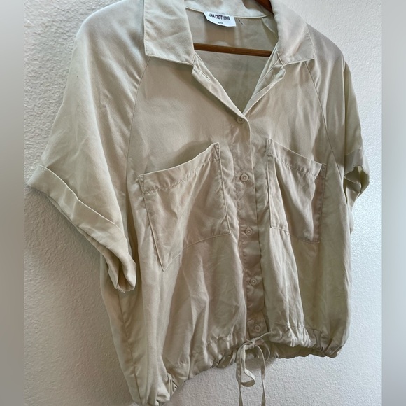 LNA Clothing 100% Tencel Ivory Button Down Short Sleeve Blouse Size M. - Picture 4 of 10